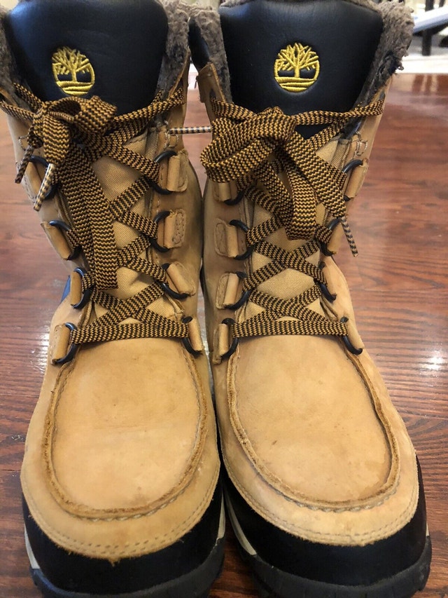 Timberland Chillberg Boots - size 7 youth