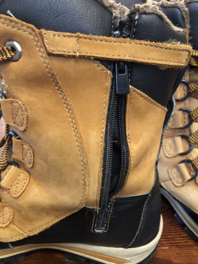 Timberland Chillberg Boots - size 7 youth - photo 5