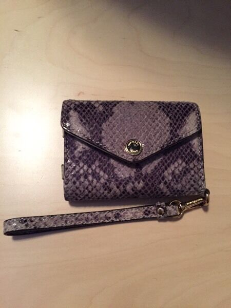 Michael Kors Wristlet