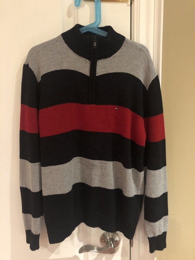 Tommy Hilfiger Boys Sweater Size Small 8-10