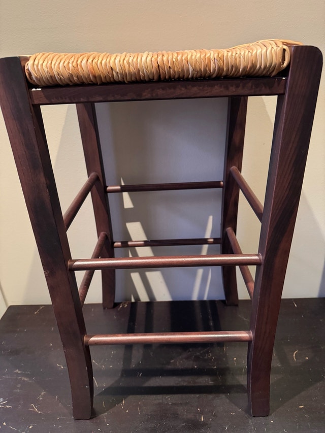 Solid Wood and Wicker Stool - photo 2
