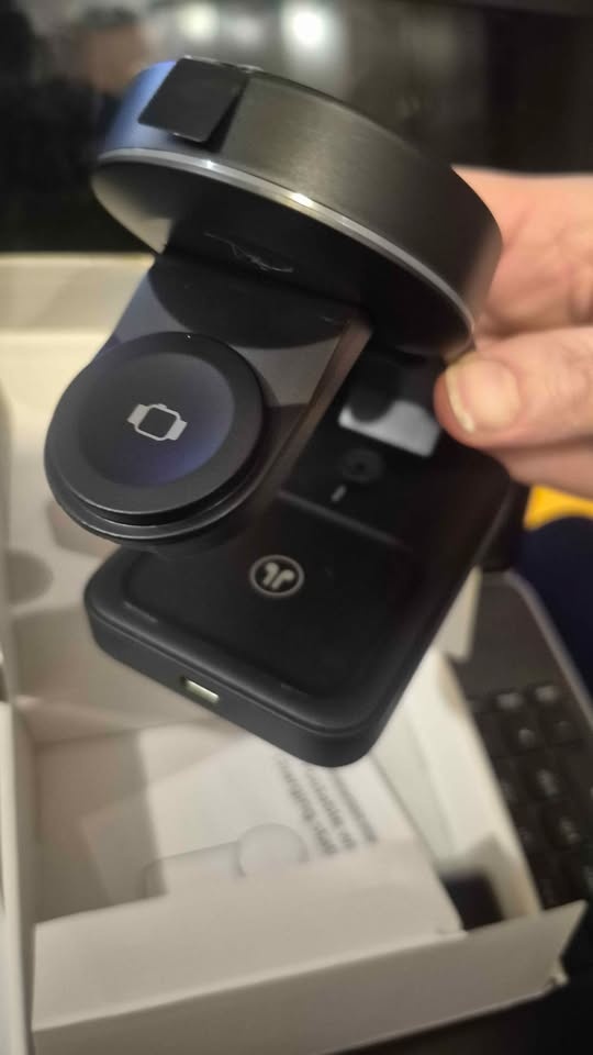 Foldable Wireless Charging Station 3-in-1