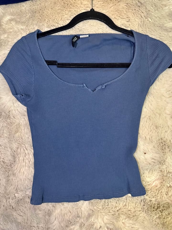 H&M blue top