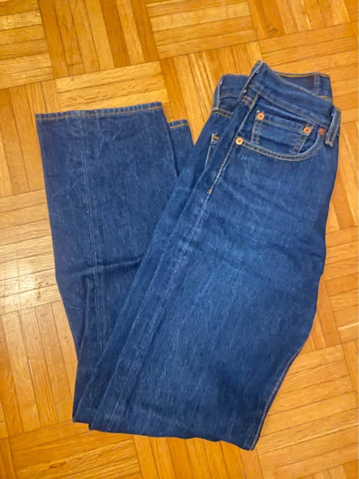 Levi 501 Jeans - Size 28x34 - photo 2