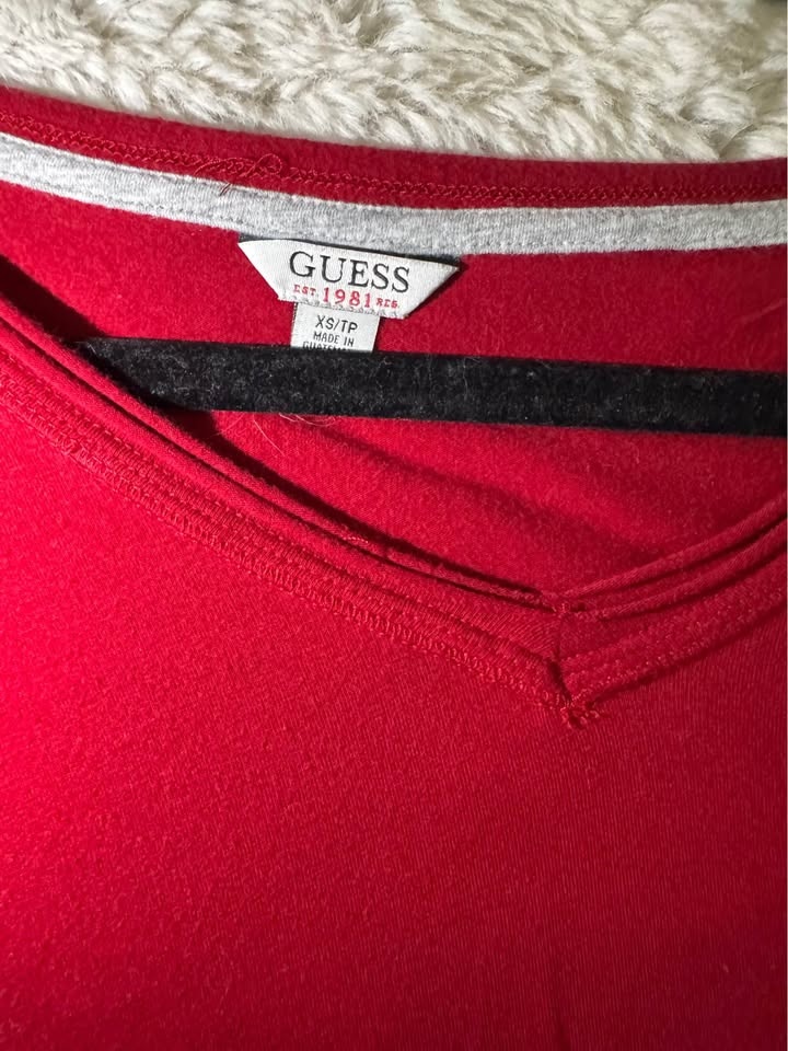 Red Y2k Guess Long Sleeve - photo 2