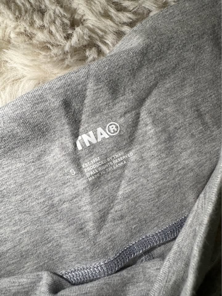 Grey Aritzia TNA Leggings - Size Small - photo 2