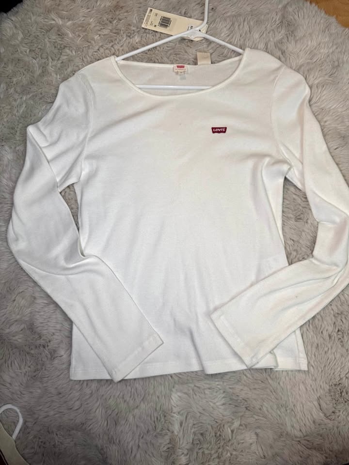 White Levi's Top Long Sleeve