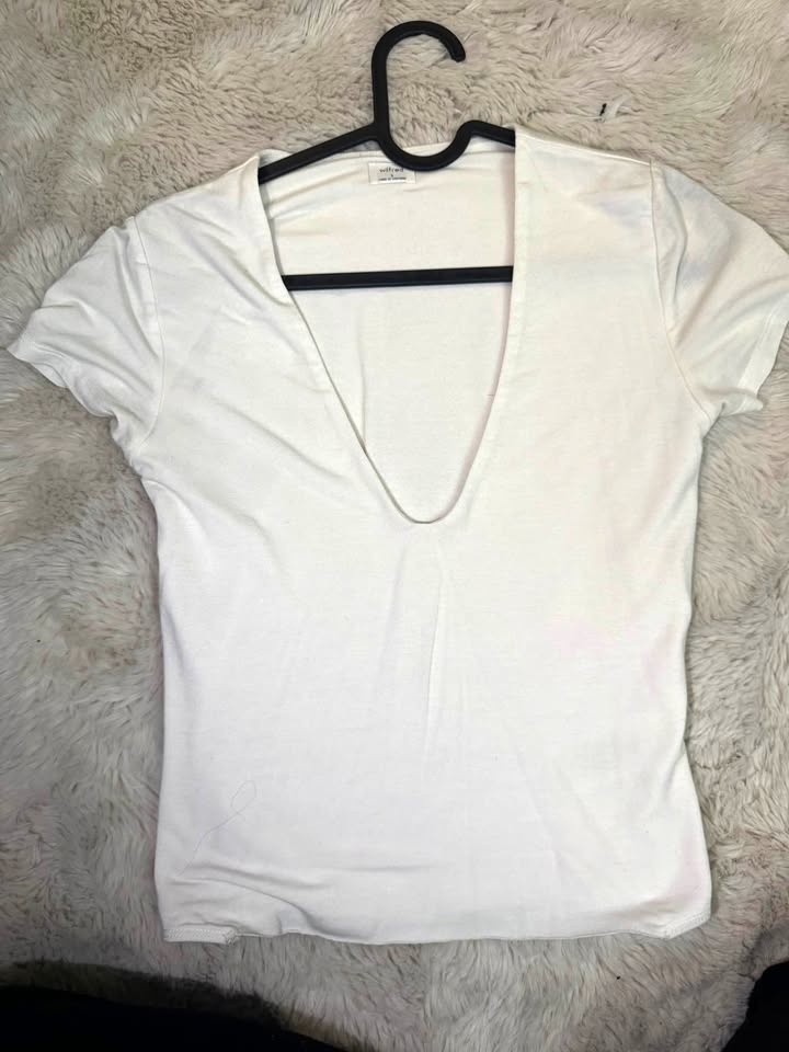 Aritzia Wilfred White Short Sleeve Top