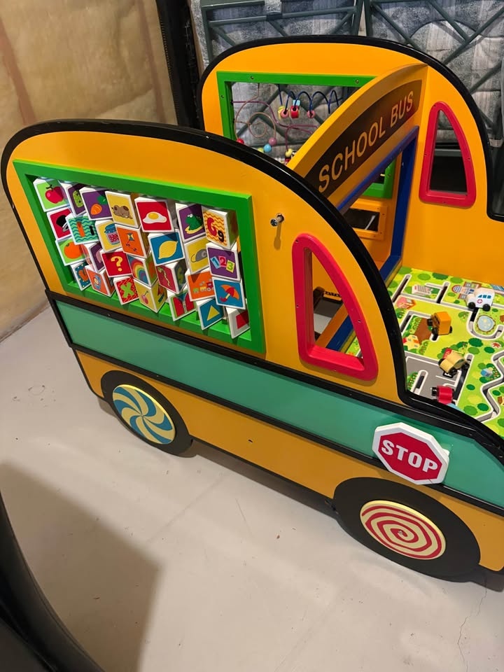 Kids School Bus Activity Play Table - photo 3