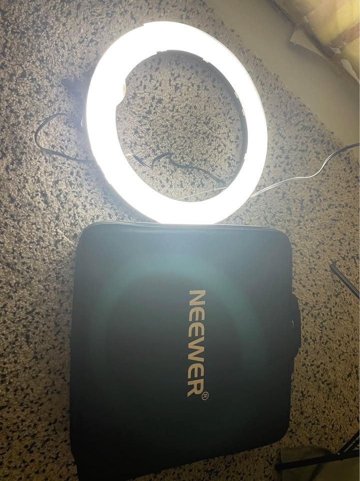 Neewer Ring Light Kit - photo 2
