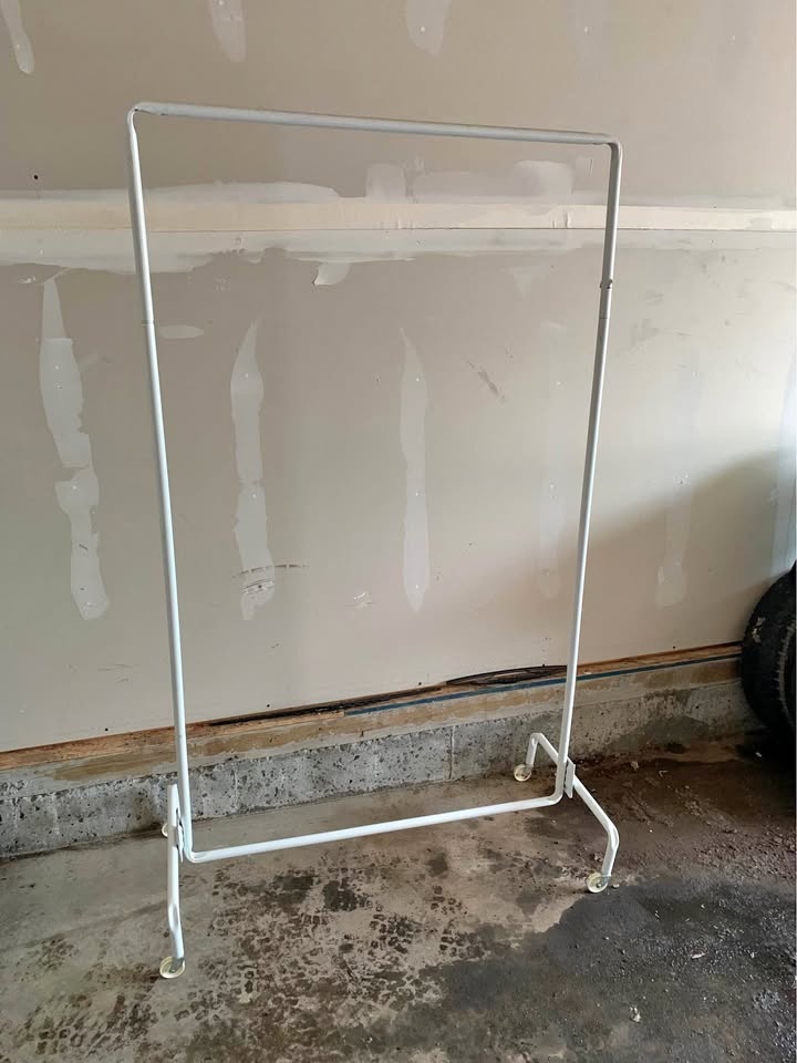 Clothing/Coats Hanging Rack on Wheels