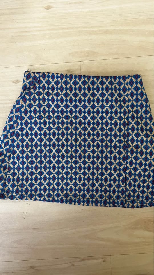Pull&Bear Mini Skirt – Size S - photo 3