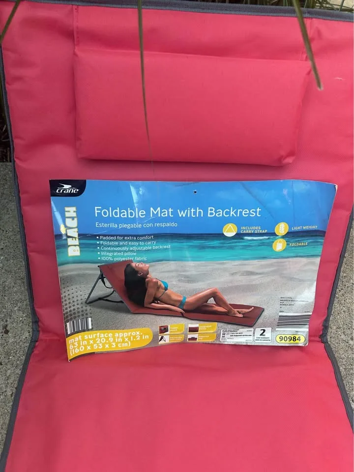 Foldable Beach Mat w/ Backrest image indicator(3)