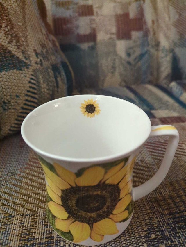 Sunflower Mug - photo 4