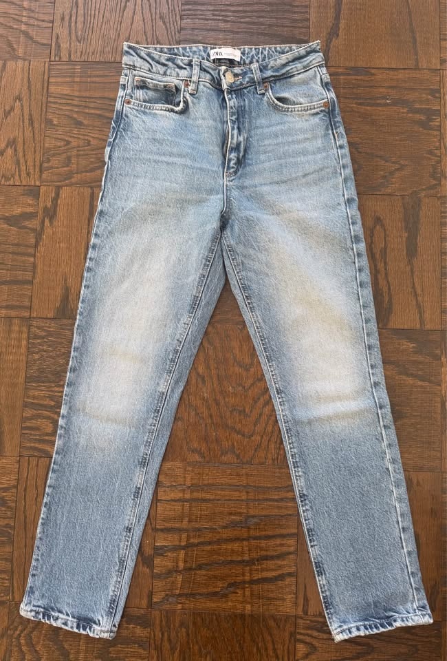 Zara Women's Mom Fit Jeans - Size 6 - photo 2