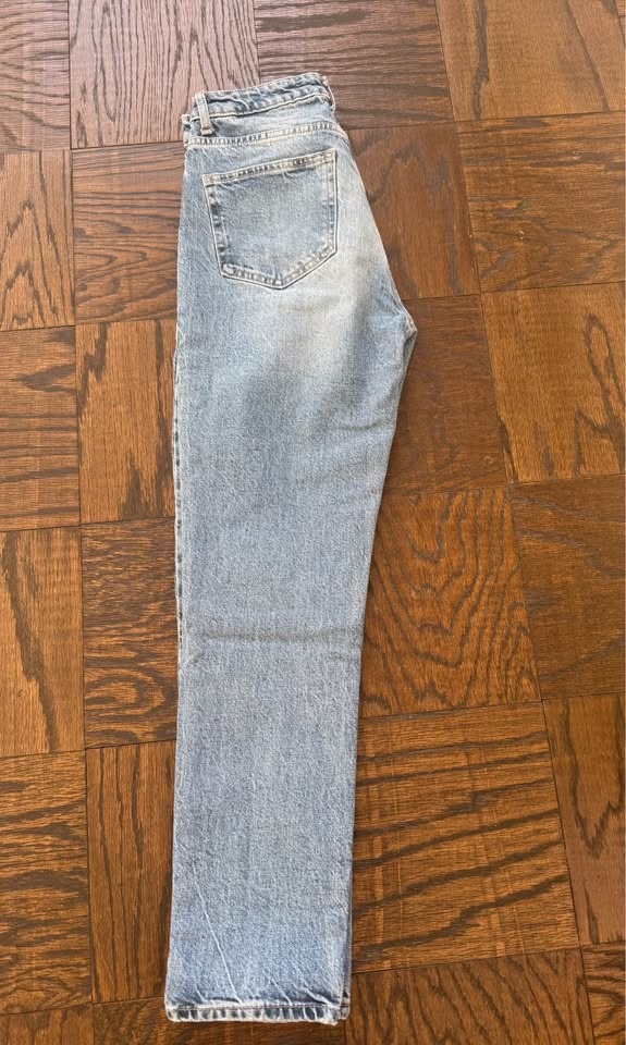 Zara Women's Mom Fit Jeans - Size 6 - photo 5