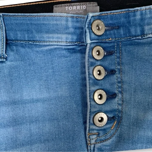 Torrid High-Rise Bombshell Skinny Distressed 5 Button Fly Sz 18S