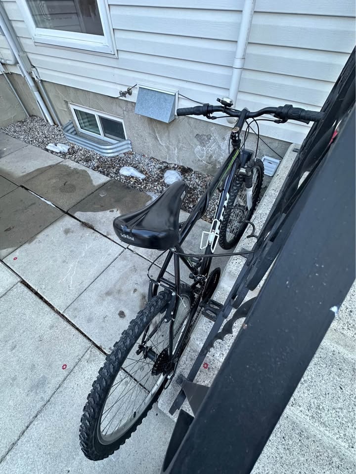 CCM Mountain Bike - photo 2