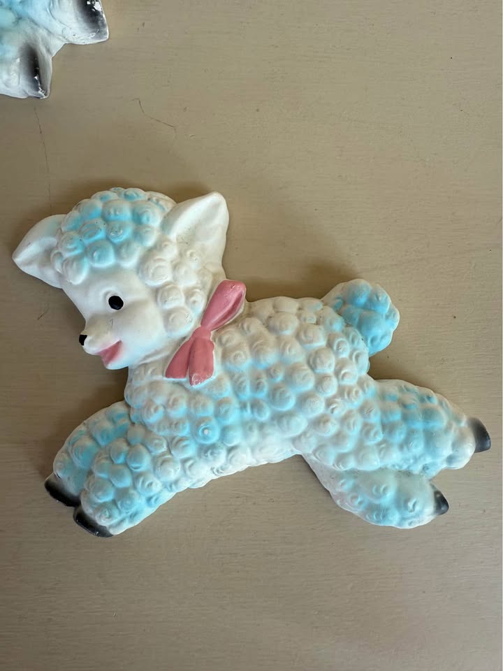 Vintage Favorware Lambs Set of 3 - photo 4