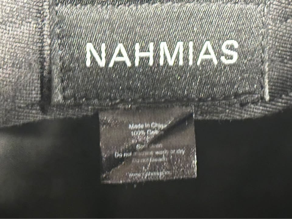 Nahmias corduroy bucket hat with embroidered 'N' logo - photo 4