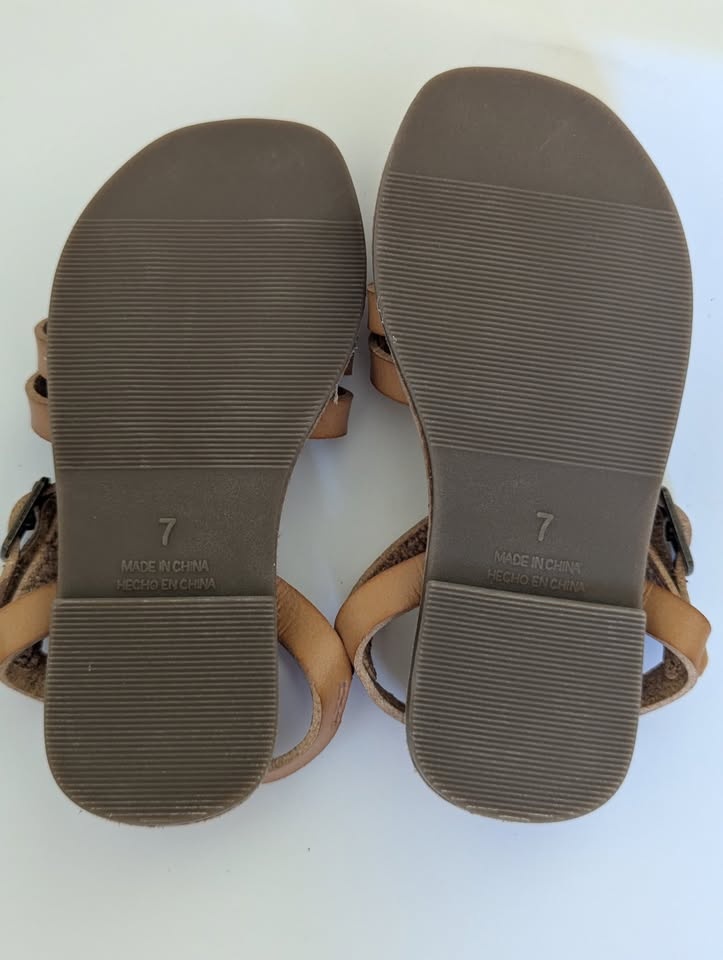 Old Navy Toddler Faux Leather Fisherman Sandals - photo 2