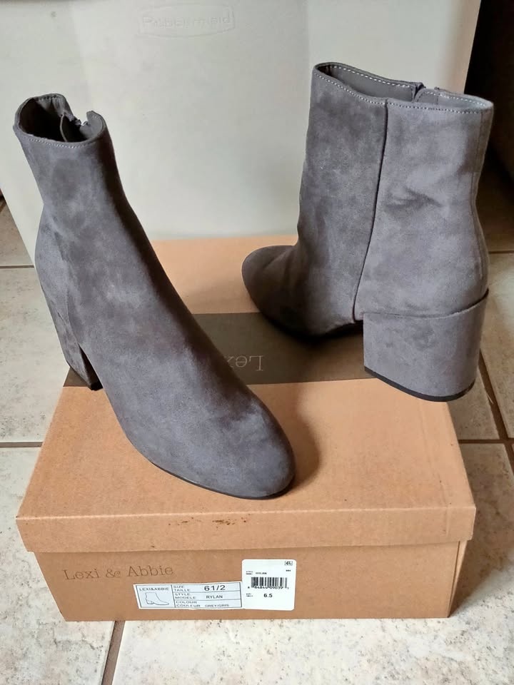 Dark Grey Heeled Boots Lexi & Abbie Faux Suede