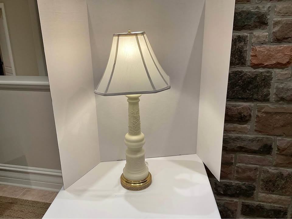 Vintage Glass Table Lamp with Moriage Detail