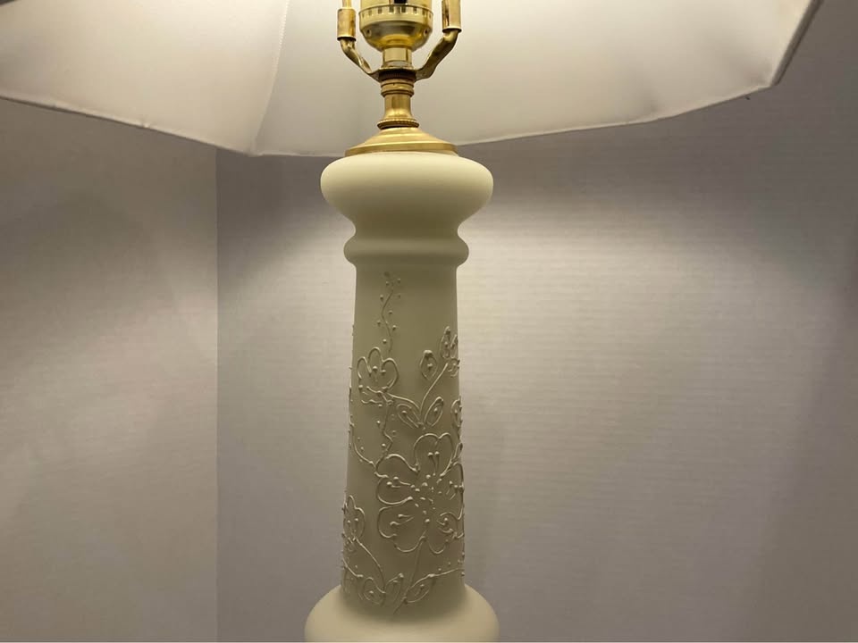 Vintage Glass Table Lamp with Moriage Detail - photo 5