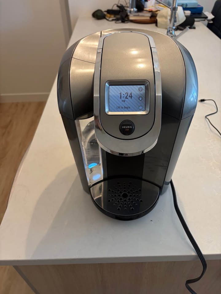 Keurig Elite Single Serve Coffee Maker - photo 3