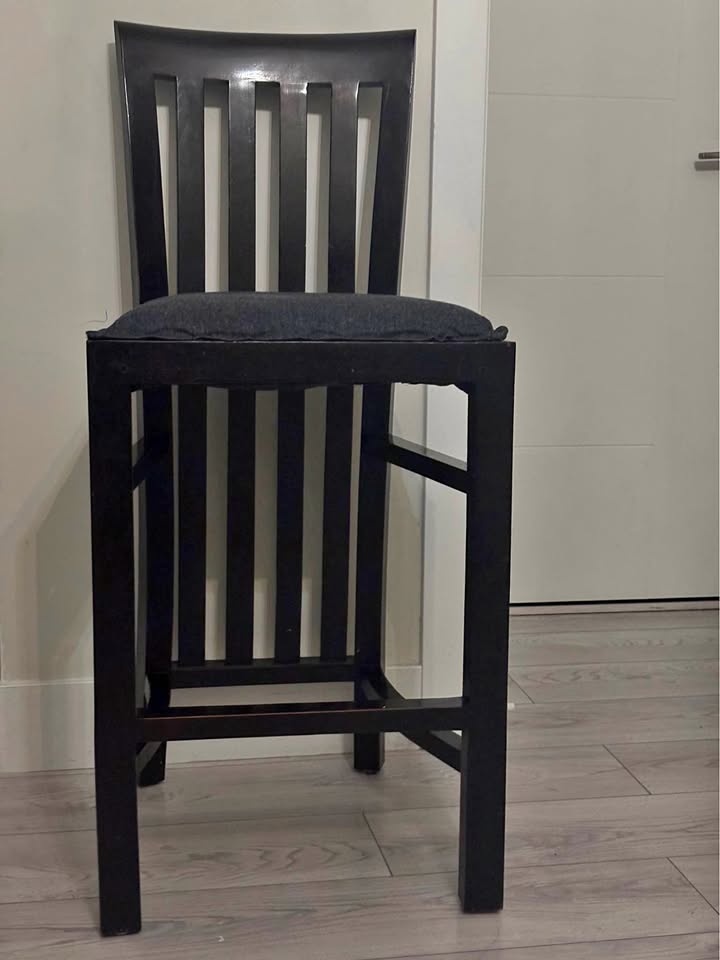High/bar chair