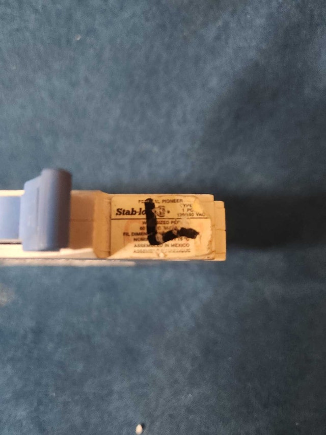 Federal Pioneer Stab-lok 15 Amp Breaker - photo 2