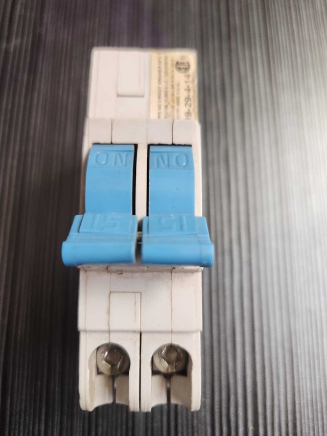 Federal Pioneer Stab-Lok 15 Amp / 2-Pole Circuit Breaker