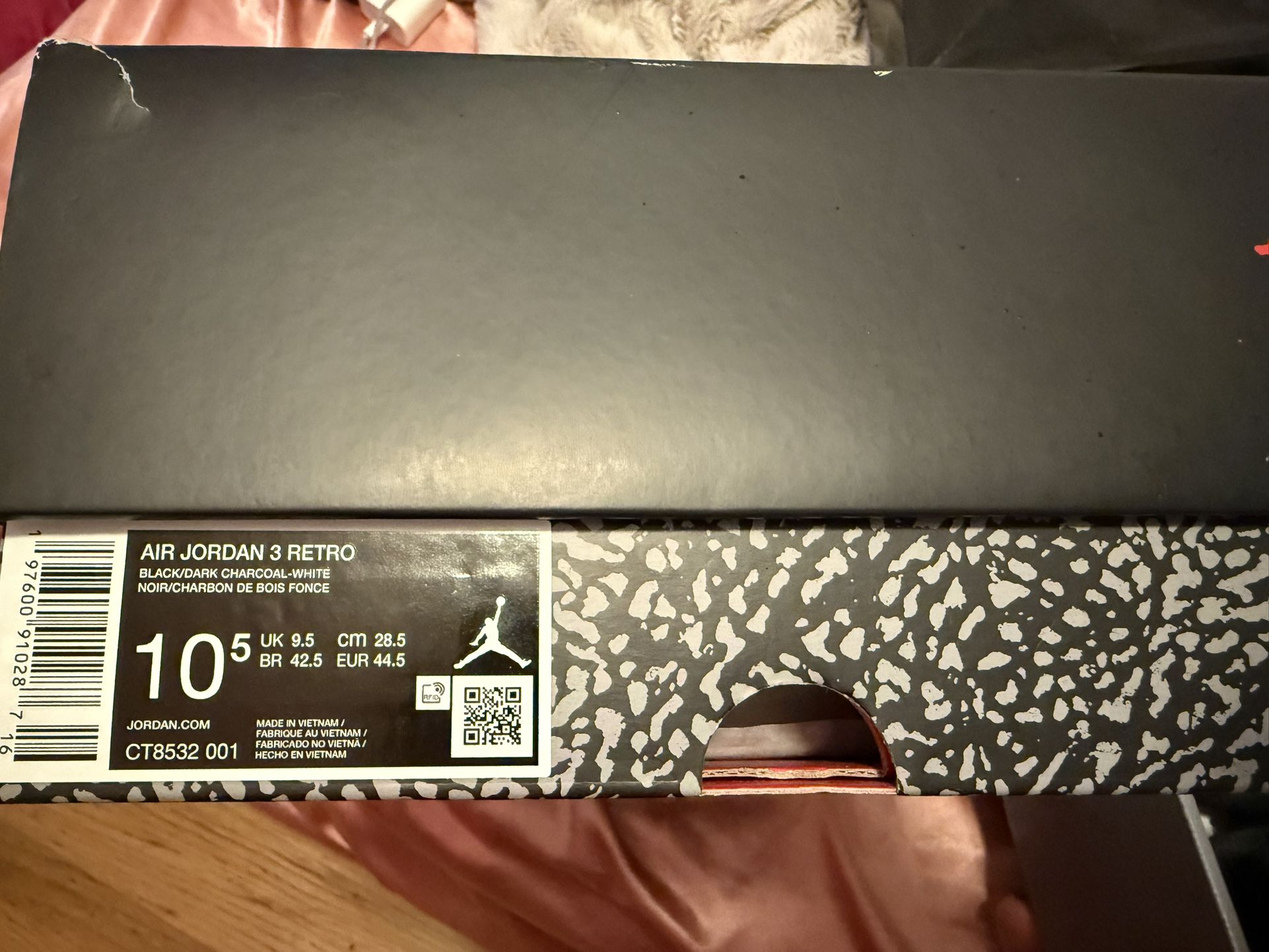 Black Cat Jordan 3’s - photo 2