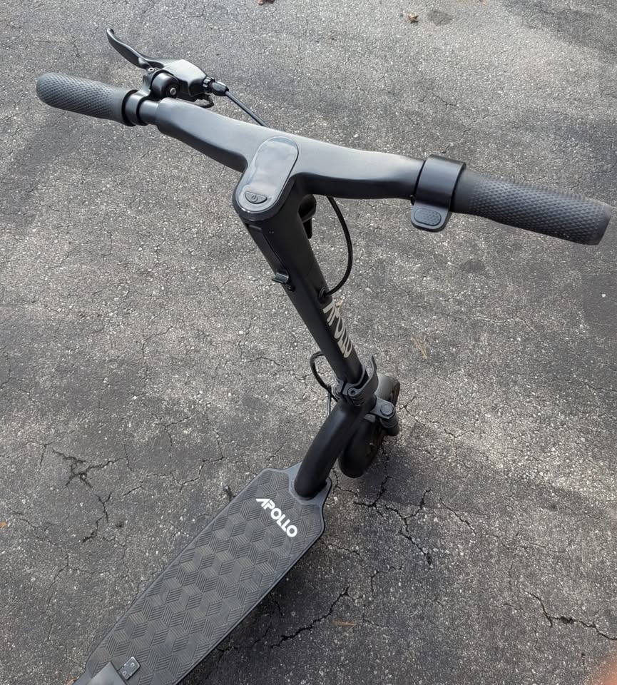 Apollo Air Pro Electric Scooter - photo 2
