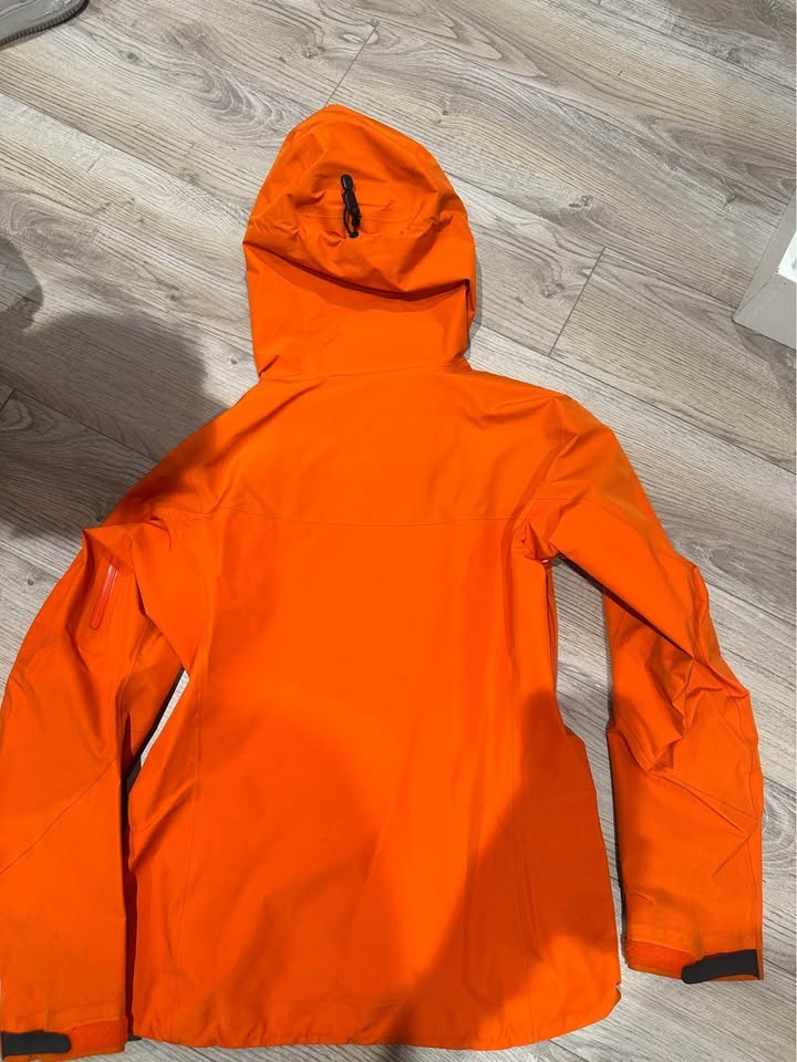 Arc'teryx Alpha AR Jacket – Women’s Small - photo 3