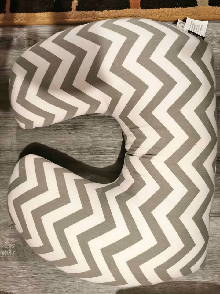 Jolly Jumper Baby Sitter Cushion, Grey/White Chevron