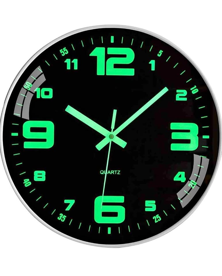 Luminous wall clock