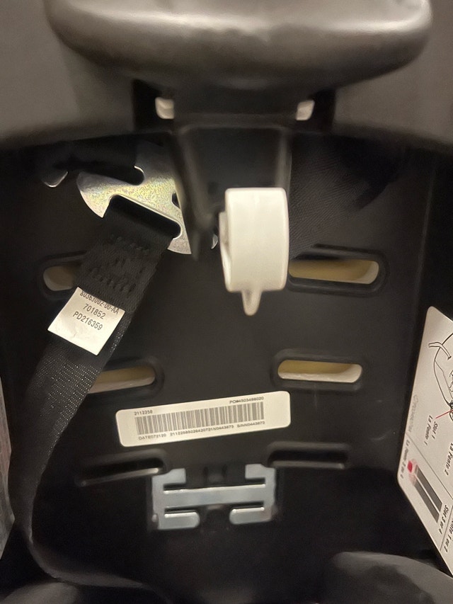 Graco SnugRide 35 Infant Car Seat - photo 3