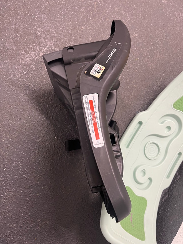 Graco Car Seat Base - photo 2