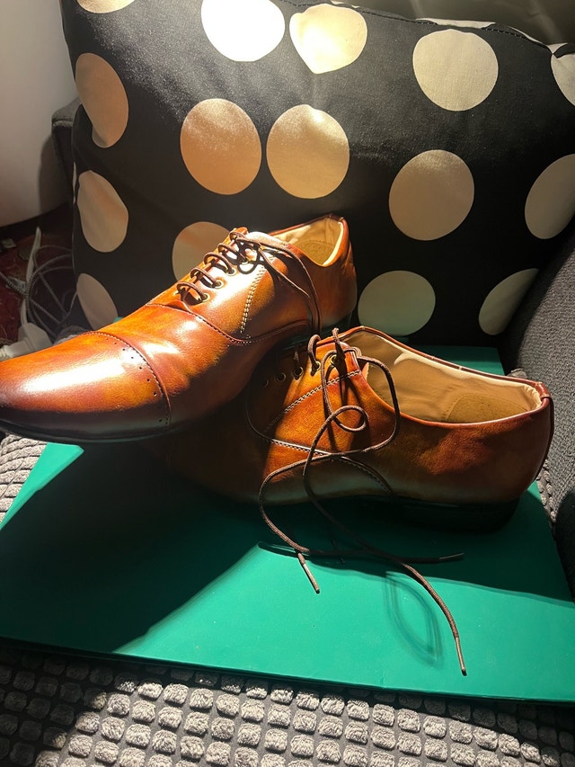 Beijer Dress Shoes - Size 6 - photo 2