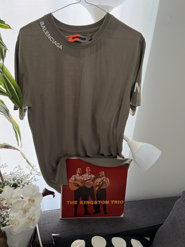 Balenciaga T-shirt - Medium - Khaki - photo 4