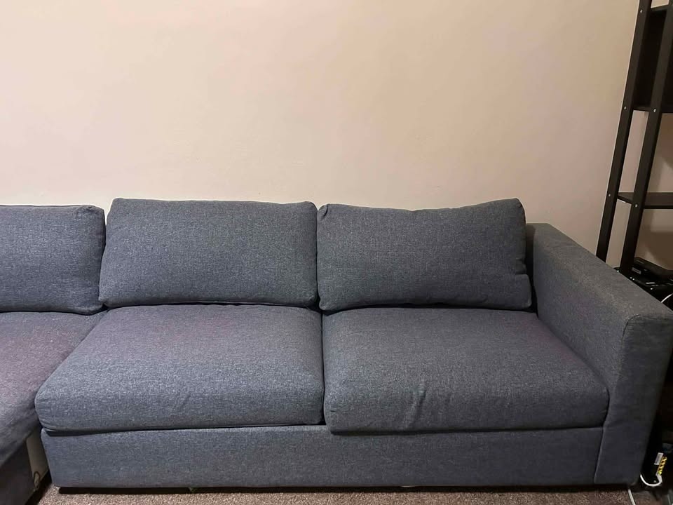 Sleeper Sectional Sofa with Pullout Bed & Storage - photo 3