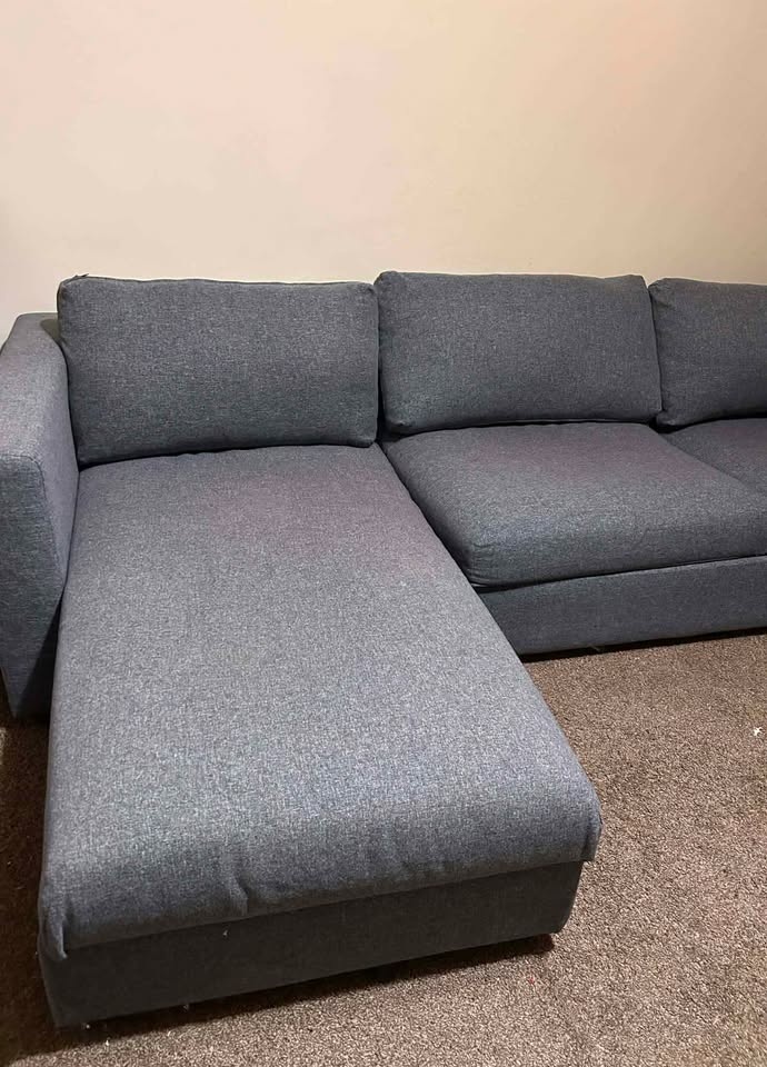 Sleeper Sectional Sofa with Pullout Bed & Storage - photo 4