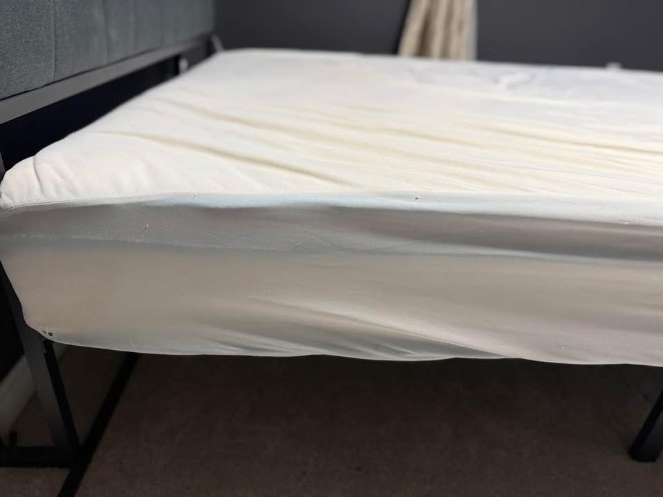 Queen Size Mattress - 12" Thick - photo 4