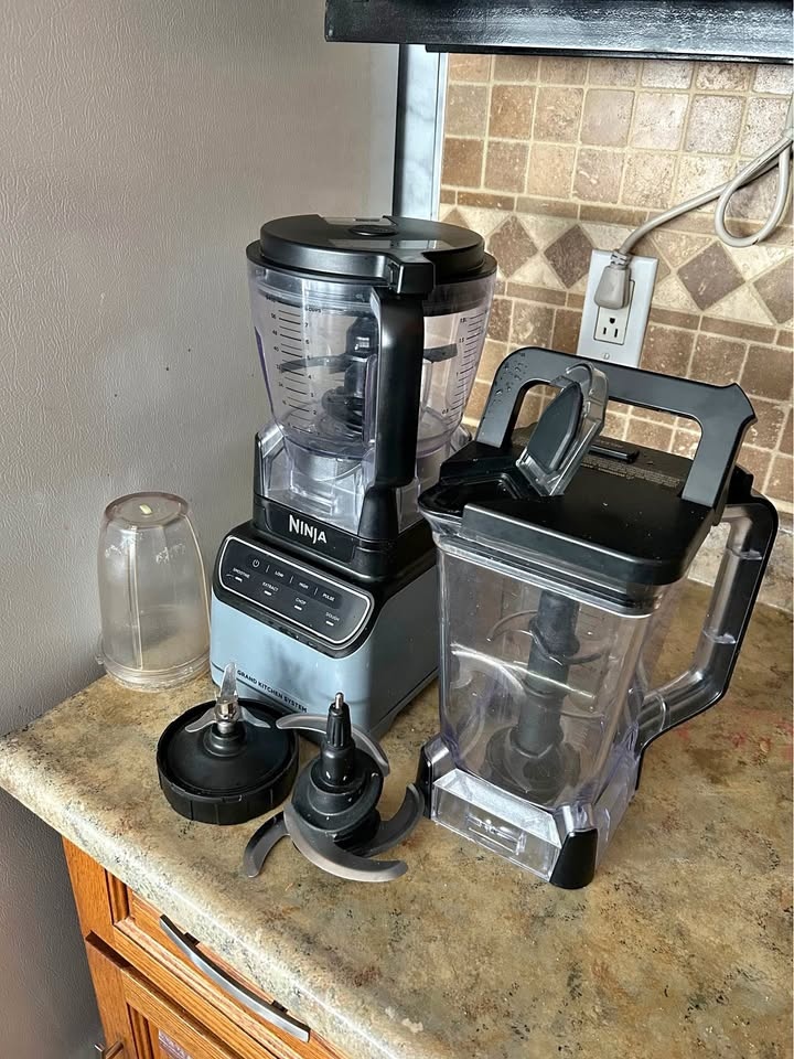 Ninja Grand Kitchen System Blender Food Processor