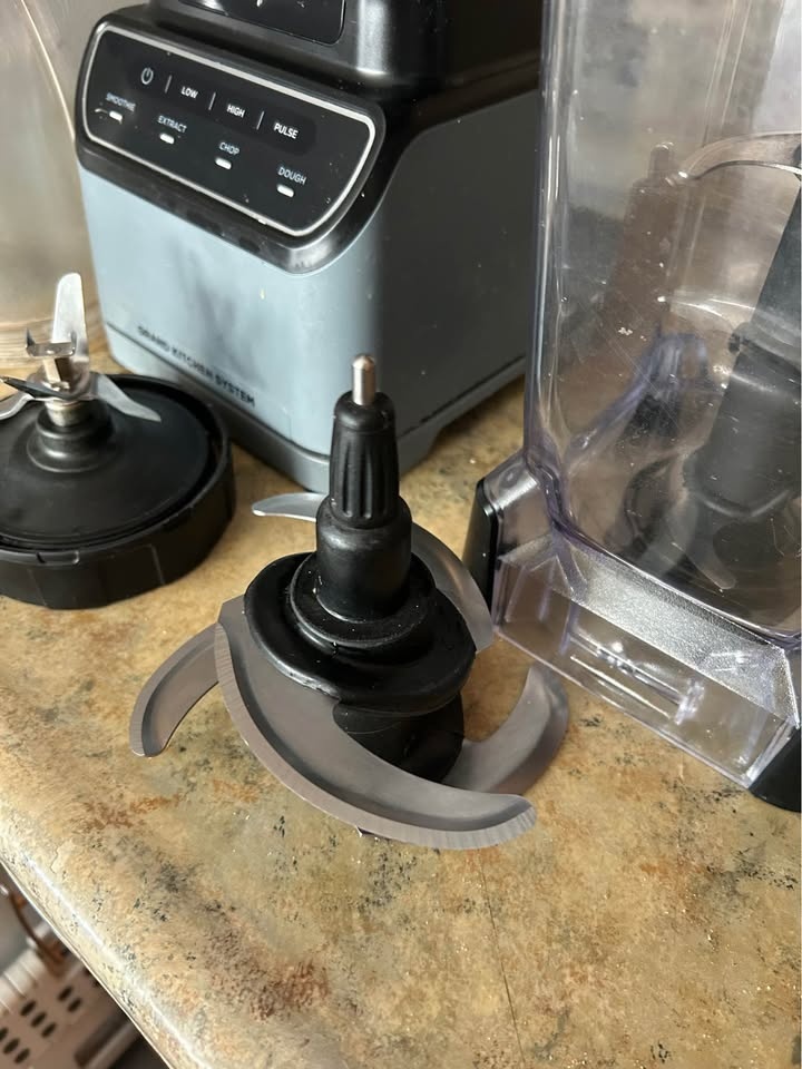 Ninja Grand Kitchen System Blender Food Processor - photo 4