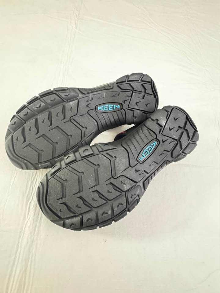 KEEN BN Mens Newport Retro - Size 11.5 US - No Box - photo 3