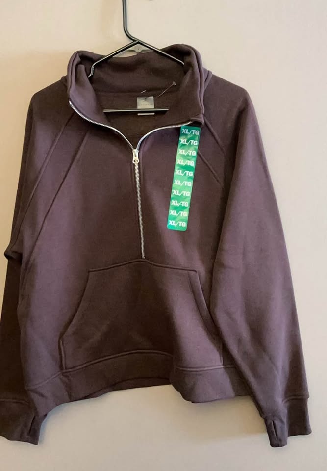 Woman’s XL 1/2 Zip sweatshirt - photo 2