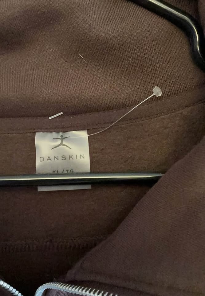Woman’s XL 1/2 Zip sweatshirt - photo 3