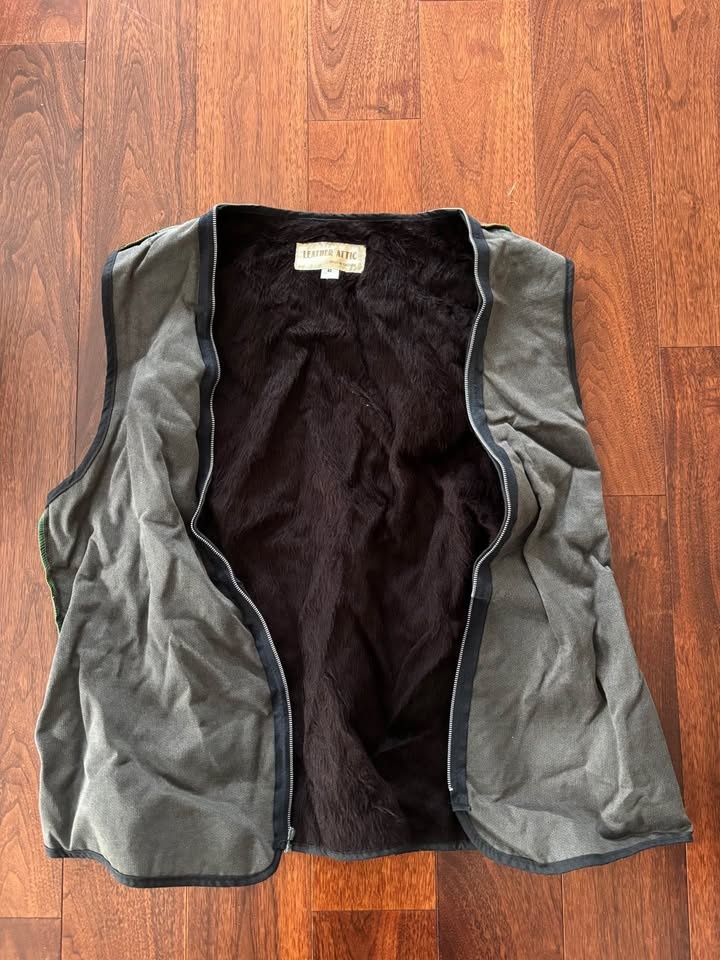 Vintage Leather Coat - photo 3